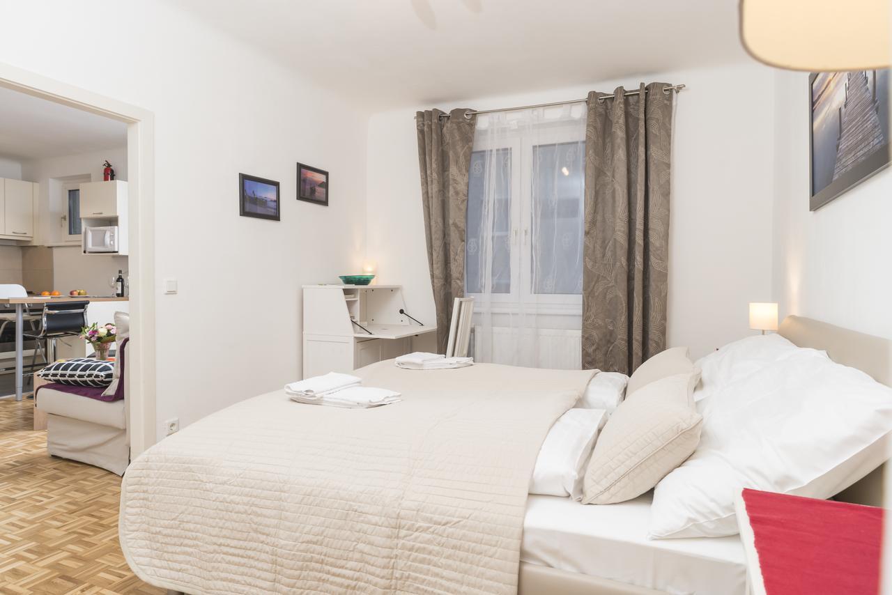 شقة Hideaway Am Tabor فيينا المظهر الخارجي الصورة